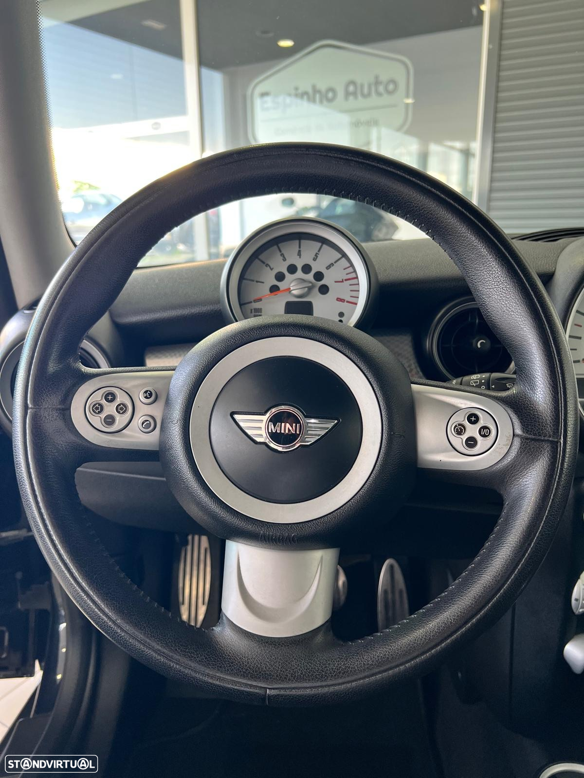 MINI 3 Portas Cooper S - 4