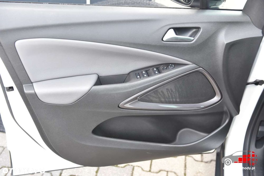 Opel Crossland X - 15