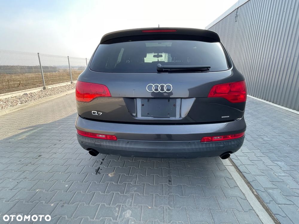 Audi Q7 - 5