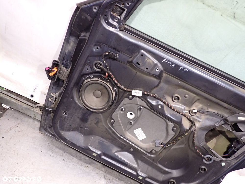 DRZWI PRAWY PRZÓD SKODA FABIA II 1.4MPI - 17