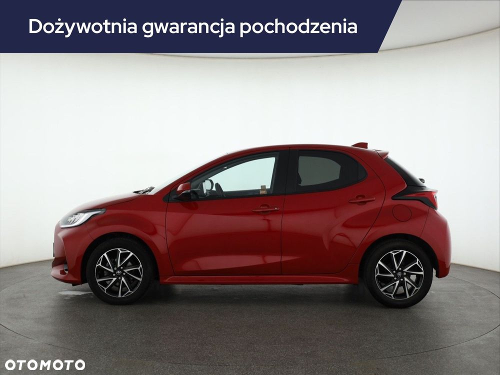 Toyota Yaris 2023 photo 3