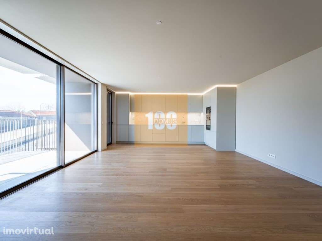 T4 novo com varanda - The Yard - Grande imagem: 3/17