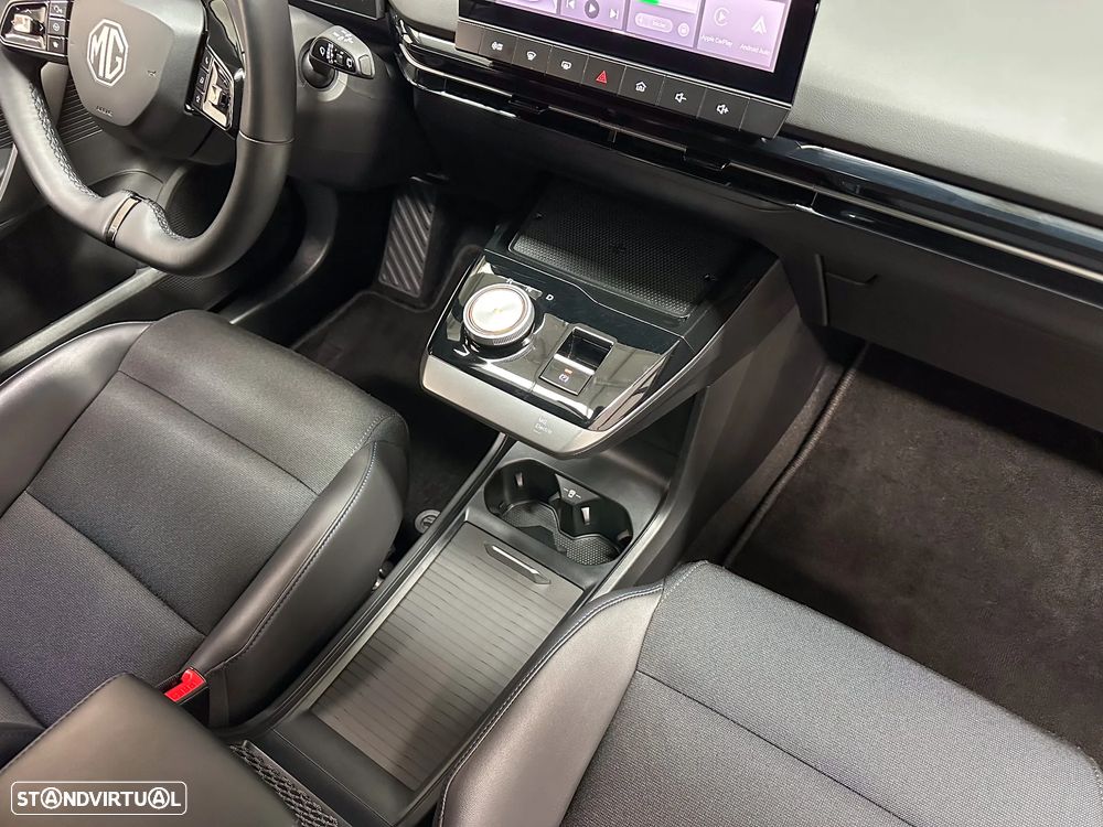 MG MG4 77 kWh Extended Range Luxury - 39