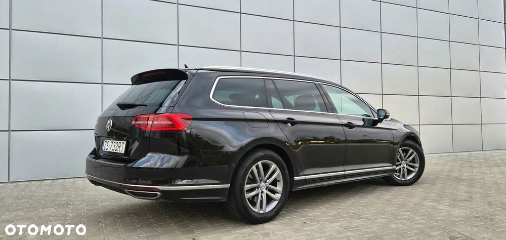 Volkswagen Passat - 17