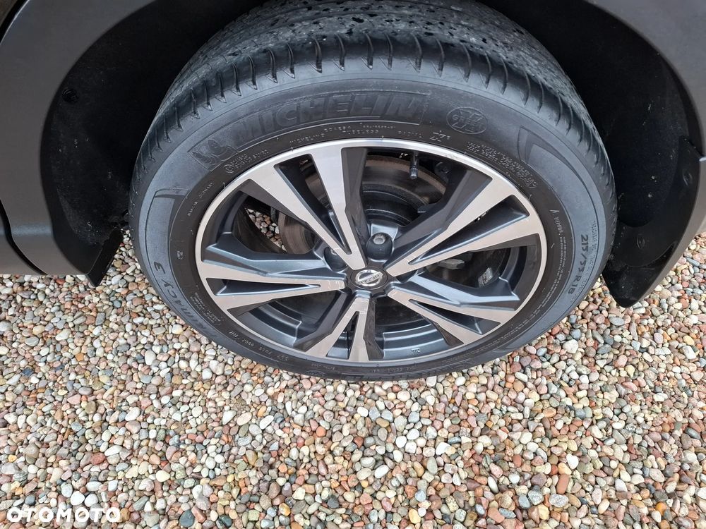 Nissan Qashqai 1.2 DIG-T TEKNA+ - 33