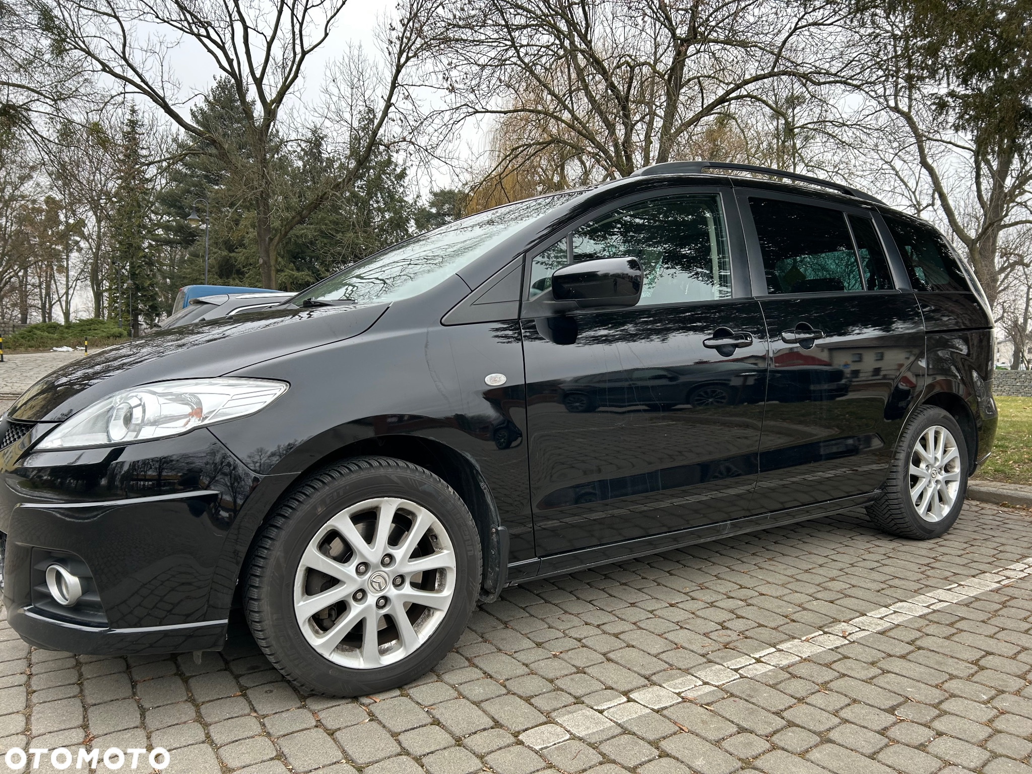 Mazda 5 - 8