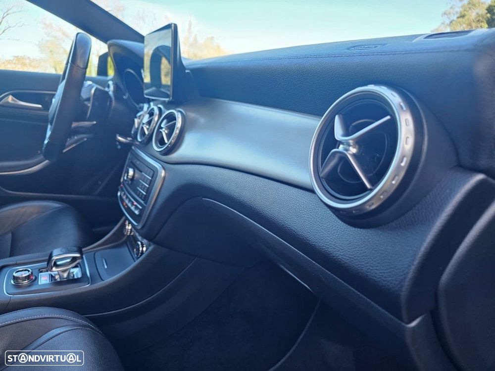 Mercedes-Benz GLA 45 AMG 4-Matic - 42