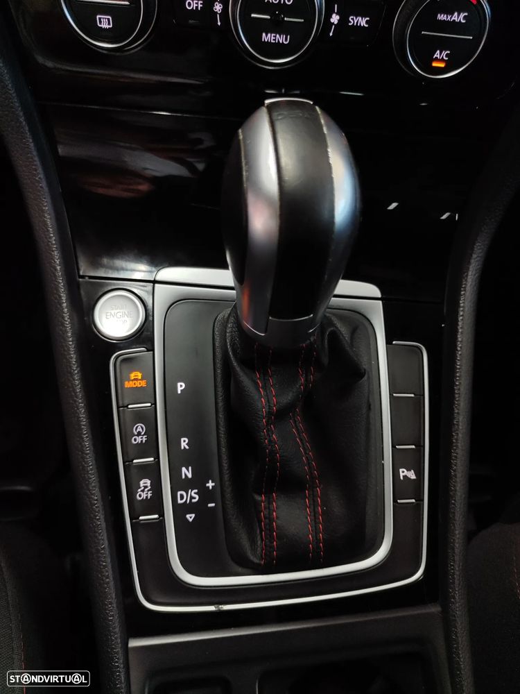 VW Golf GTI 2.0 TSI OPF DSG Performance - 37