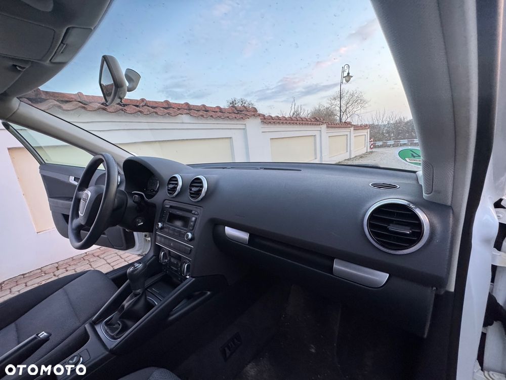 Audi A3 Sportback - 25