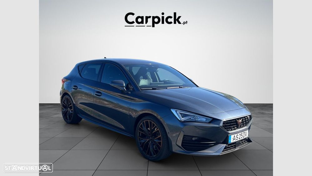 Cupra Leon 1.4 e-Hybrid MID DSG - 9