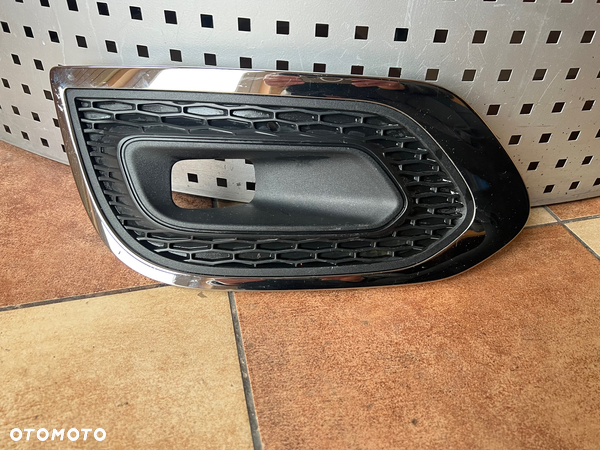 OSŁONA KRATKA ZDERZAKA CHROM PRZÓD PRZEDNI LEWY RENAULT KADJAR LIFT 261A30096R