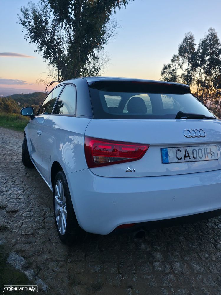 Audi A1 1.6 TDI Ambition - 4