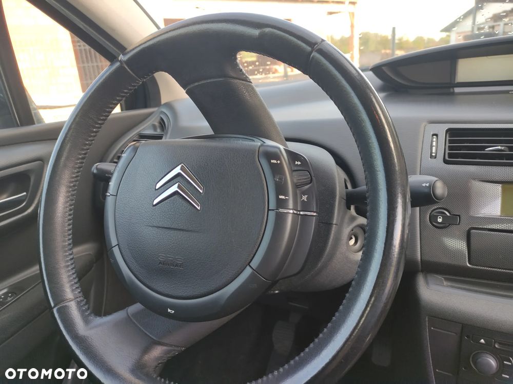Citroën C4 1.4 16V Equilibre - 7