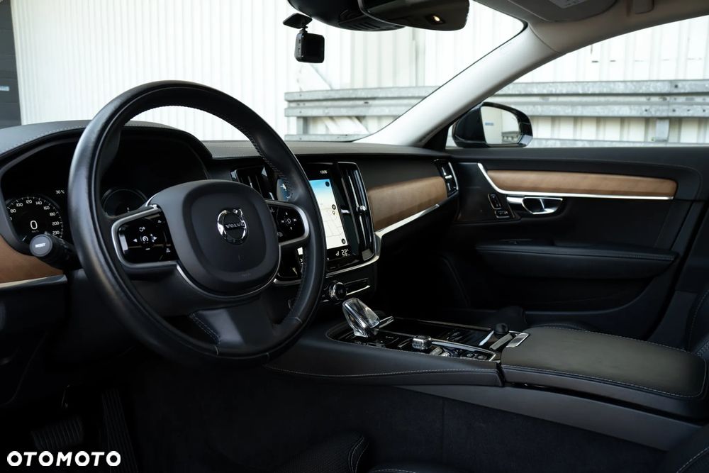 Volvo V90 T8 AWD Plug-In Hybrid Inscription - 14
