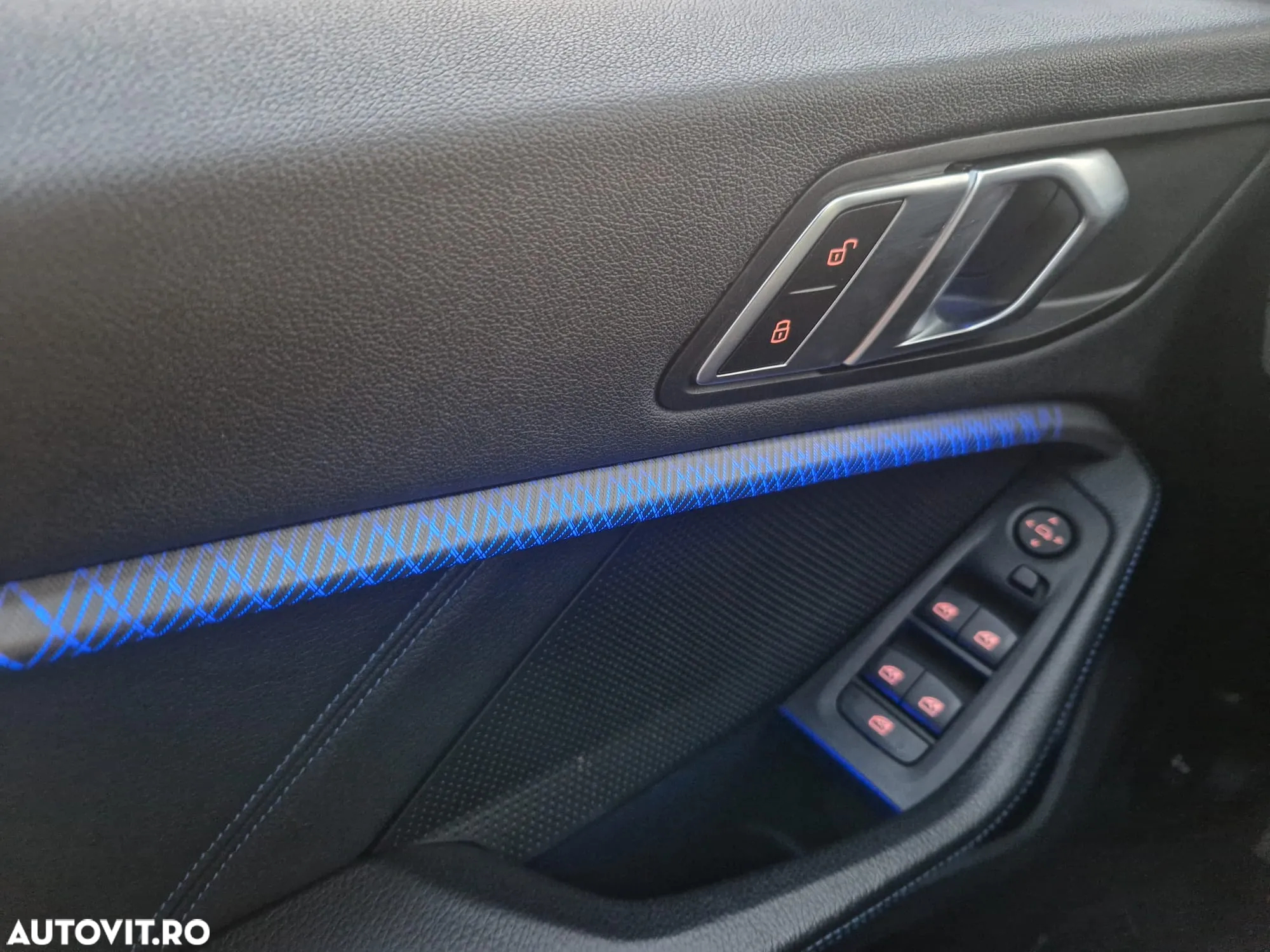 BMW Seria 1 118i Aut. M Sport - 24