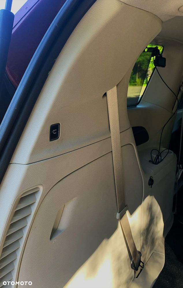 Chrysler Pacifica - 22