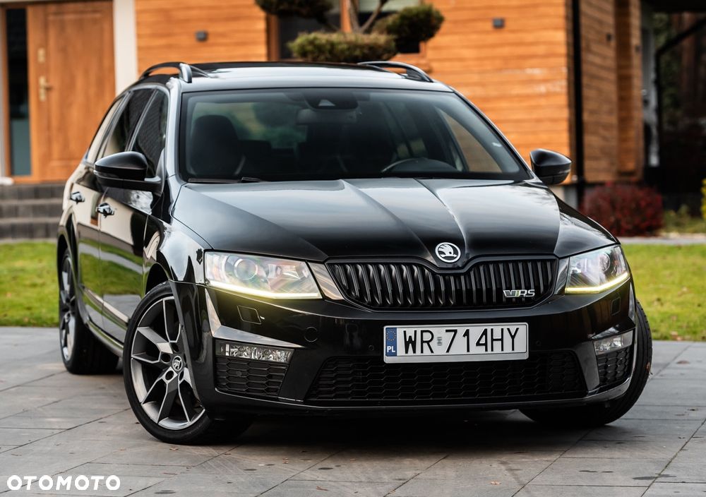 Skoda Octavia 2.0 TDI DSG RS - 31