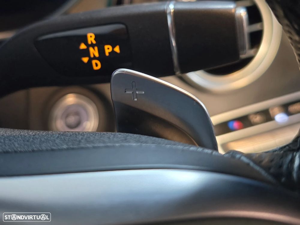 Mercedes-Benz GLC 300 e 4Matic 9G-TRONIC Edition AMG Line - 29