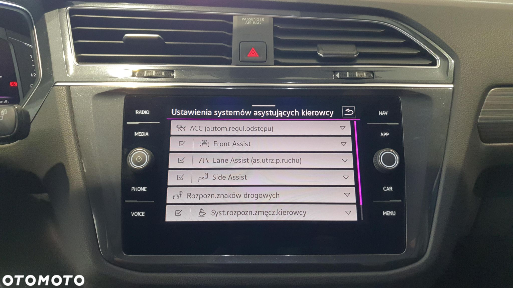 Volkswagen Tiguan Allspace 2.0 TDI 4Mot Elegance DSG - 24