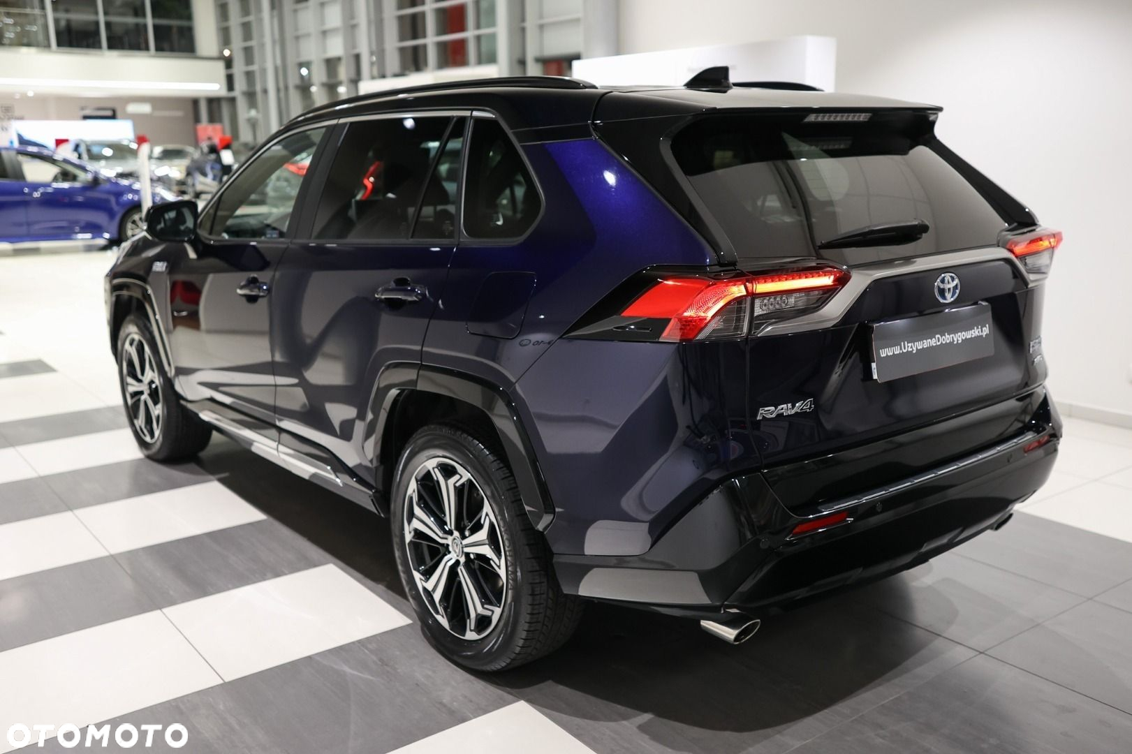 Toyota RAV4 - 4