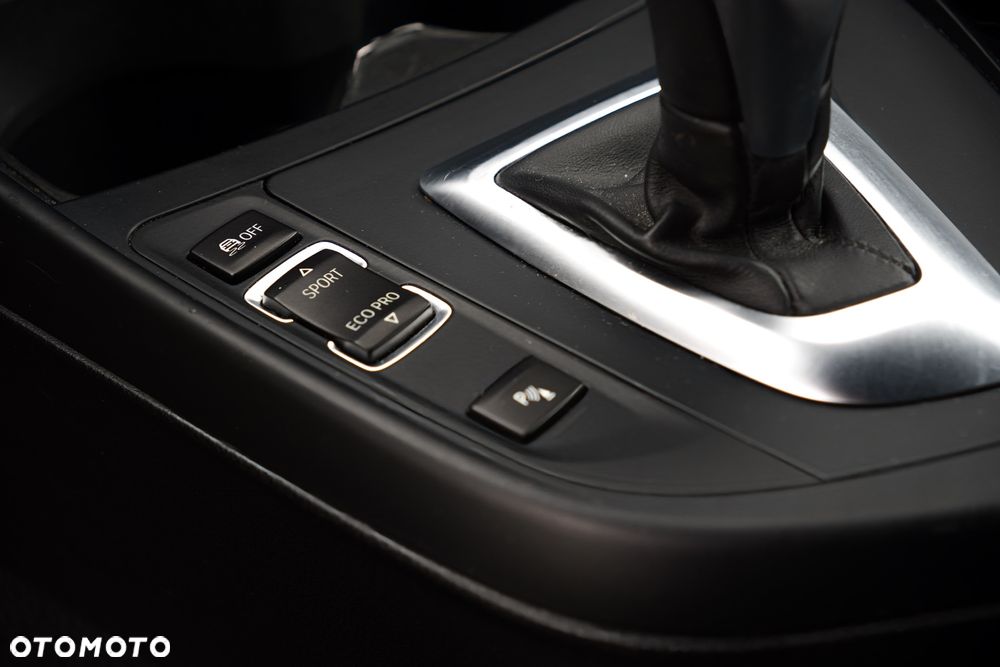 BMW Seria 2 228i Sport-Aut Sport Line - 23