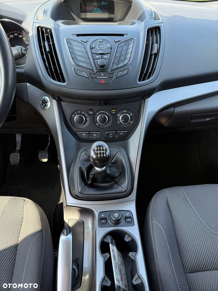 Ford Kuga 1.5 EcoBoost 2x4 Trend - 26