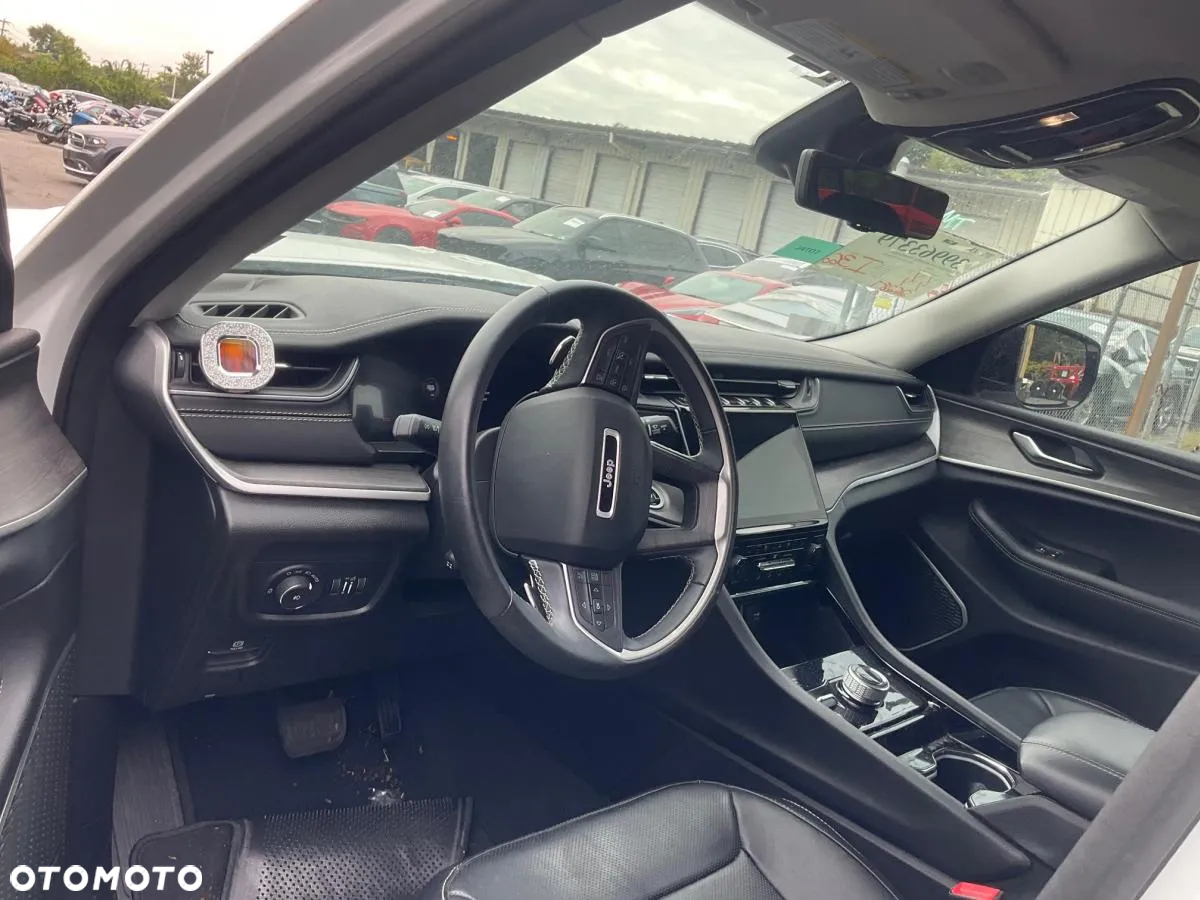 Jeep Grand Cherokee - 7