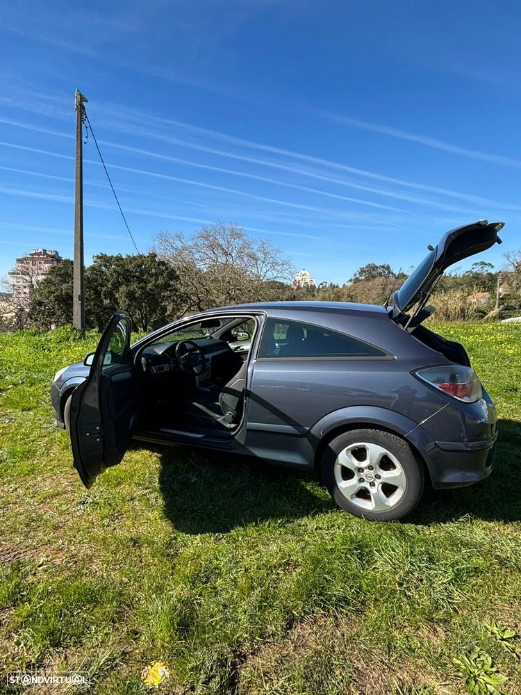 Opel Astra GTC 1.7 CDTI - 4
