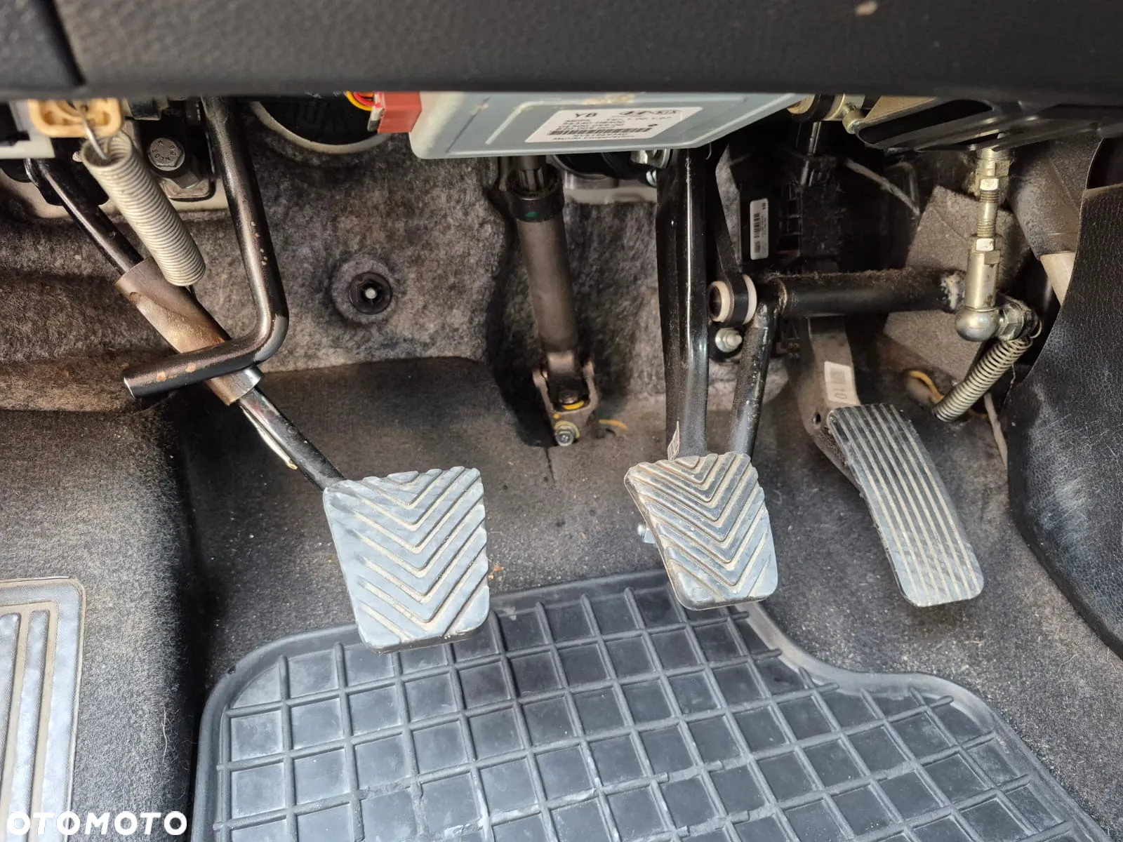 Kia Rio 1.2 L - 20