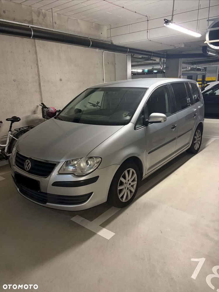 Volkswagen Touran 1.9 TDI DPF Conceptline - 7