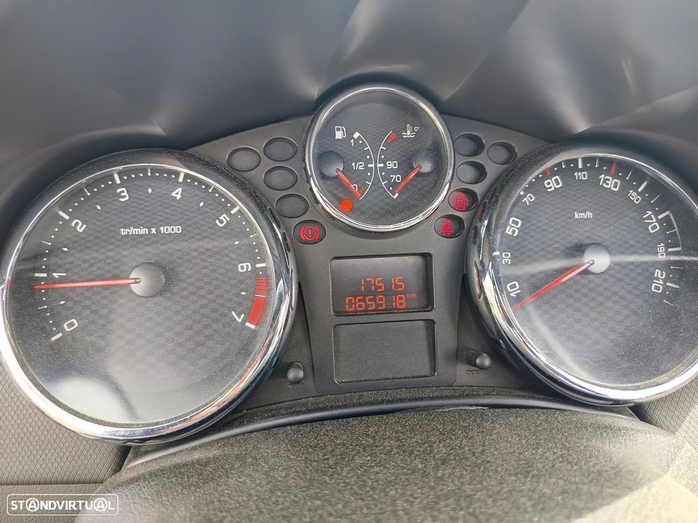 Peugeot 308 CC 1.6 THP 16V Sport - 9