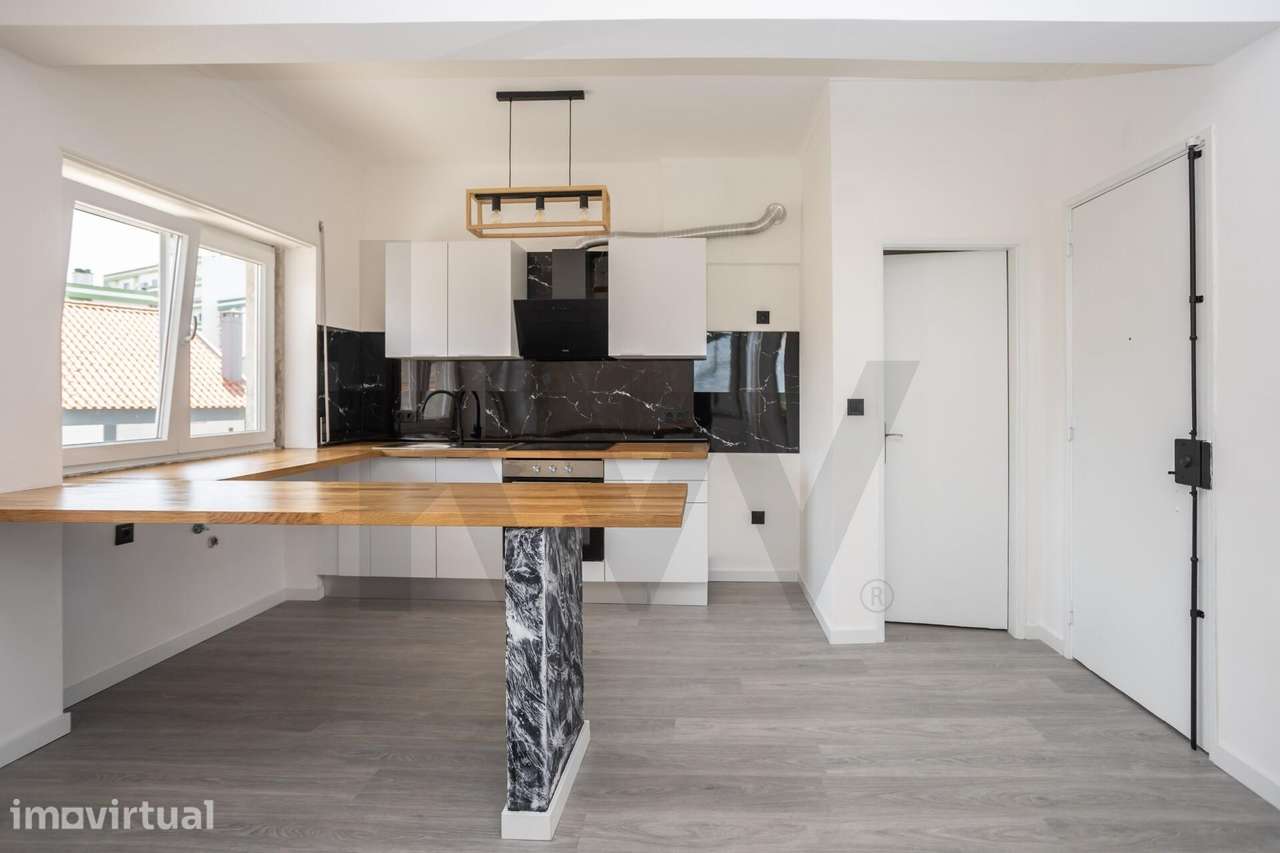 Apartamento T1+1 em Corroios - Grande imagem: 2/25