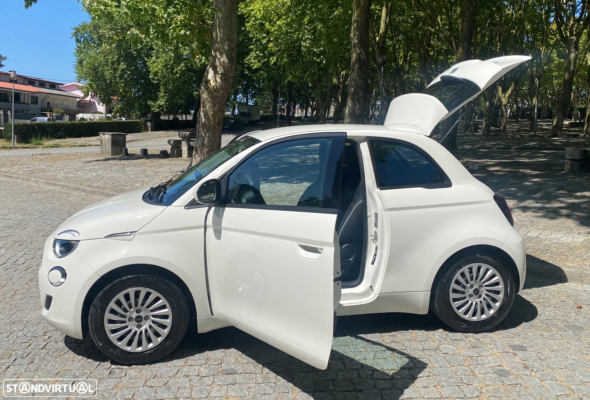 Fiat 500e Action - 12