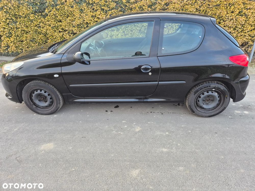 Peugeot 206 plus 75 - 6