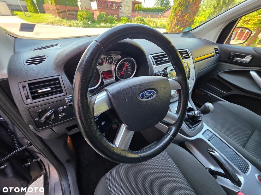 Ford Kuga 2.0 TDCi 4x4 Trend - 26