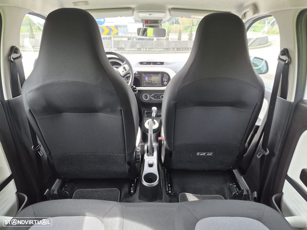 Renault Twingo Z.E. 22 Intens - 11