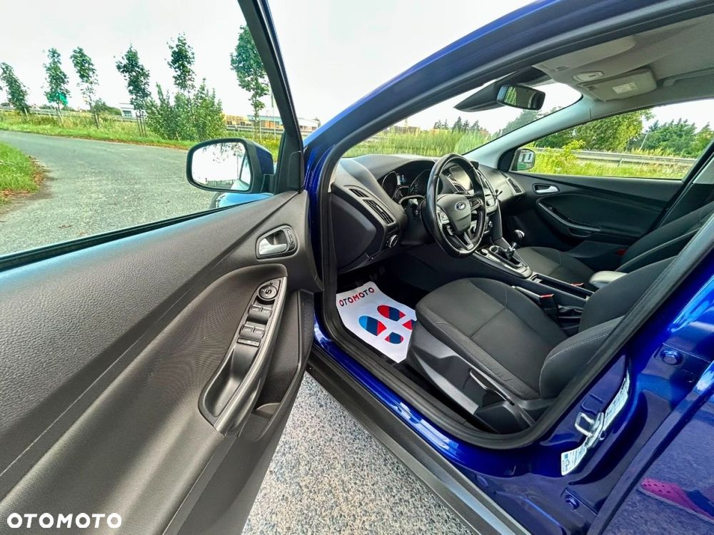 Ford Focus - 24