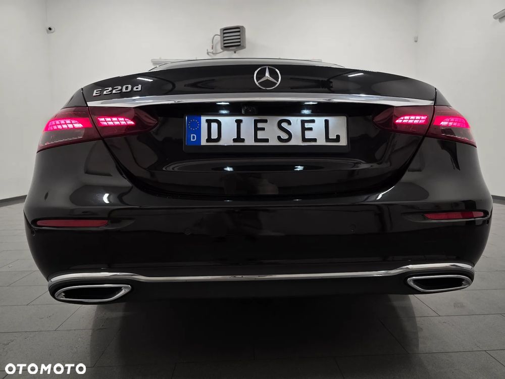 Mercedes-Benz Klasa E 220 d 9G-TRONIC AMG Line - 38