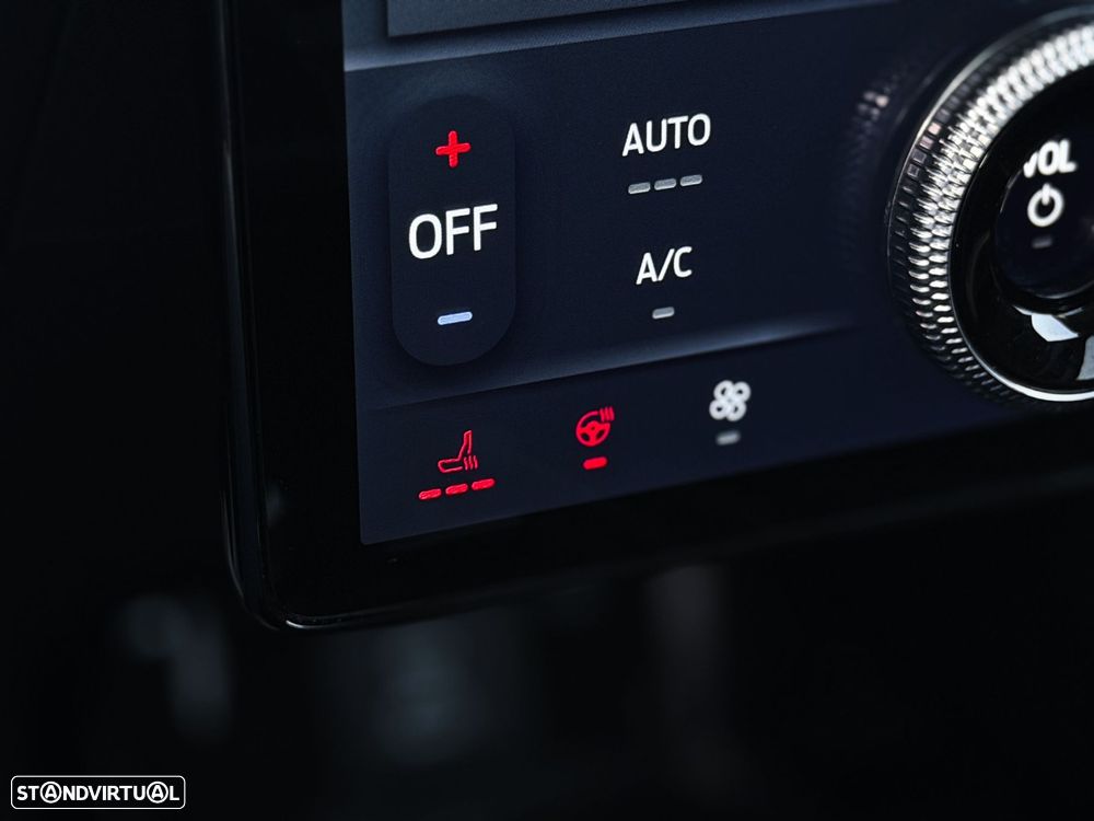 Ford Mustang Mach-E 75.7 kWh Base - 14