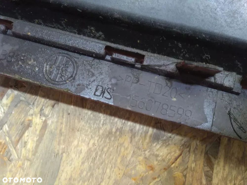 ALFA ROMEO MITO ZDERZAk tylny tył cały ładny - 7