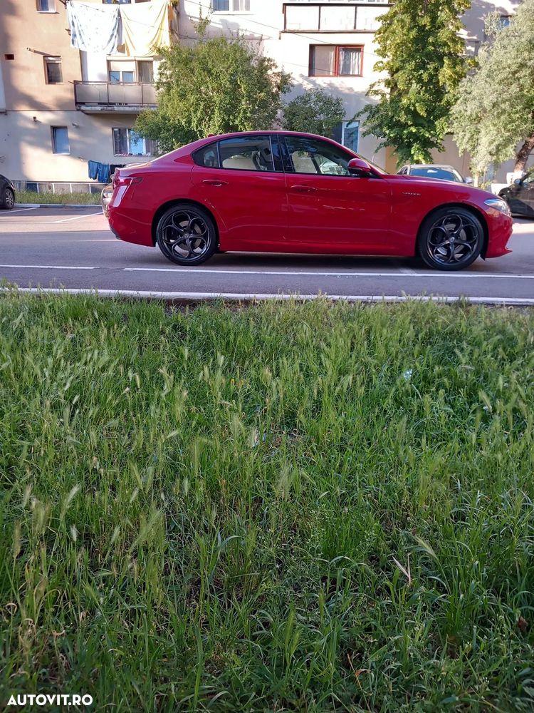 Alfa Romeo Giulia 2.0 Turbo AWD AT8 Veloce - 9