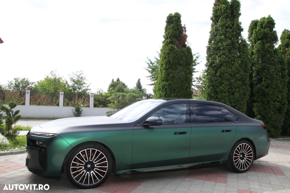 BMW Seria 7 - 12