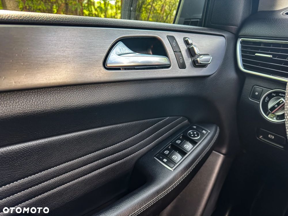 Mercedes-Benz GLE 350 d 4-Matic - 12