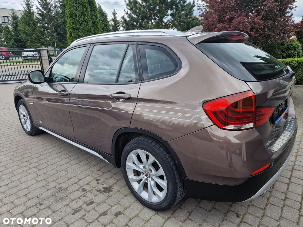 BMW X1 xDrive18d Sport Line - 6
