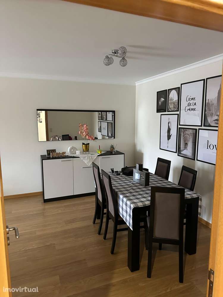 Arrenda-se apartamento T2 na zona da Rica-Fé, em Bragança - Grande imagem: 2/8