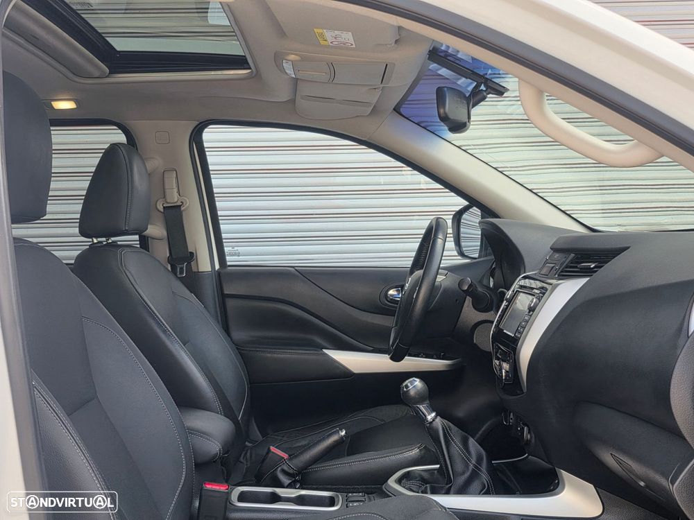 Nissan Navara 2.3 dCi CD 4WD N-Connecta Nav+Barras - 18