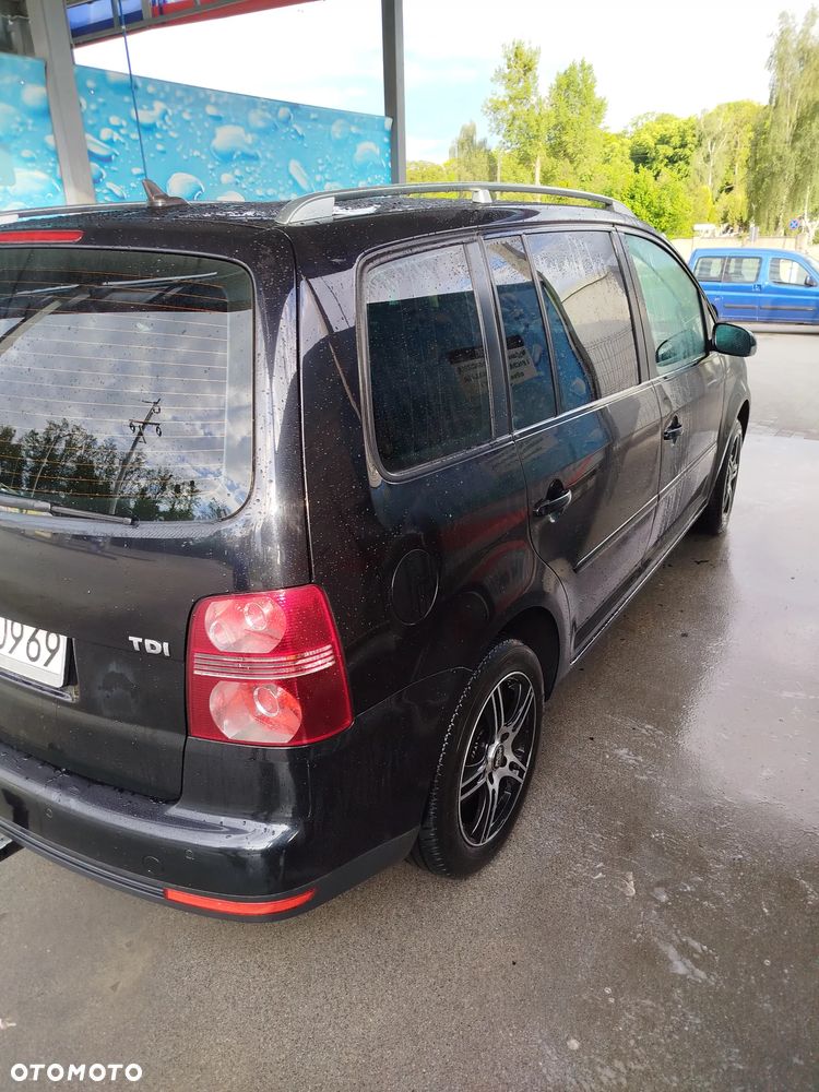 Volkswagen Touran 1.9 TDI Trendline - 15