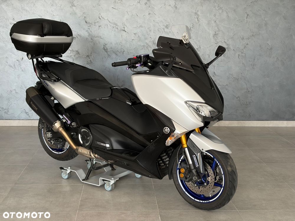 Yamaha Tmax - 4