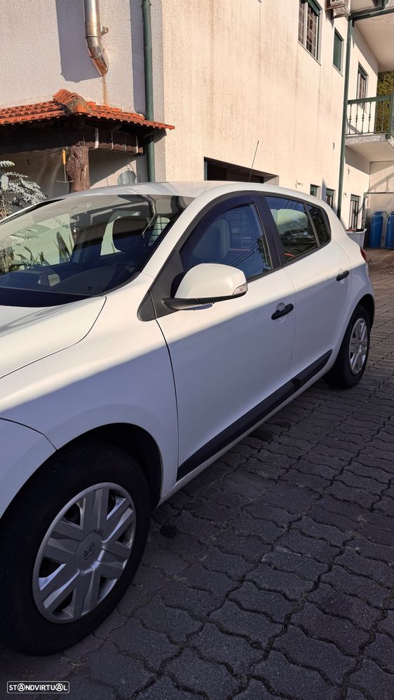 Renault Mégane 1.5 dCi Confort - 9