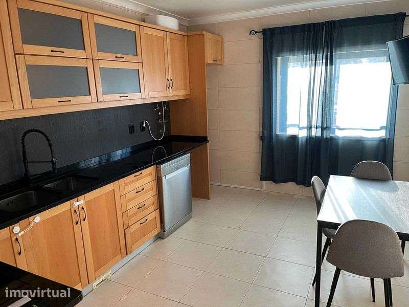 Apartamento T2 a 8min a pé da Estação Fertagus Pinhal Novo - Grande imagem: 3/12